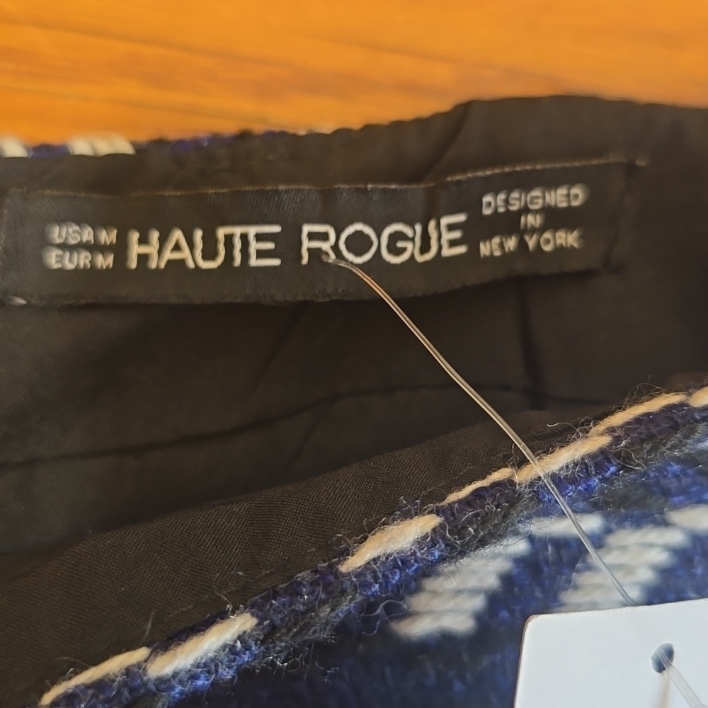 Haute Rogue Susan Geometric Mini Skirt Women's Sz. M asymmetrical Front overlay - Picture 10 of 13